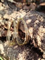 Boucles d’oreilles dorées 4 anneaux & étoiles strassées