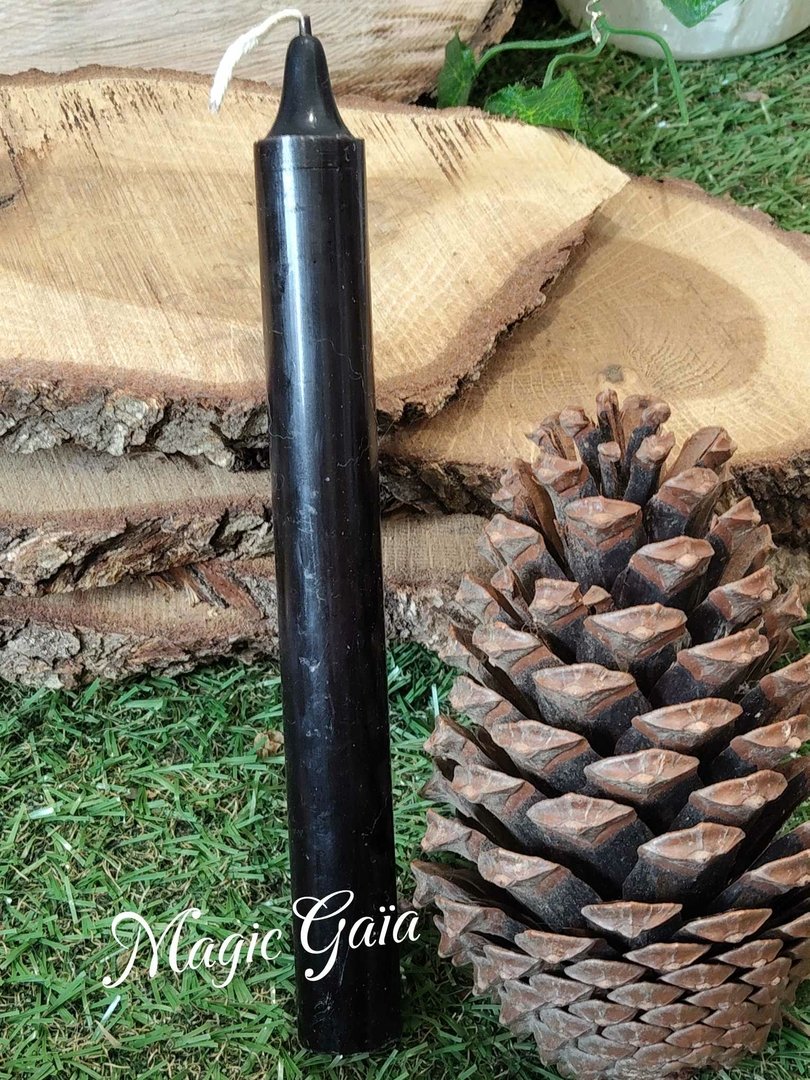 485087897-1591394828149743-7510853348841847338-n.jpeg Bougie noire – Image 1