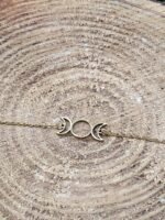 Bracelet triple lune doré en acier inoxydable – Image 5