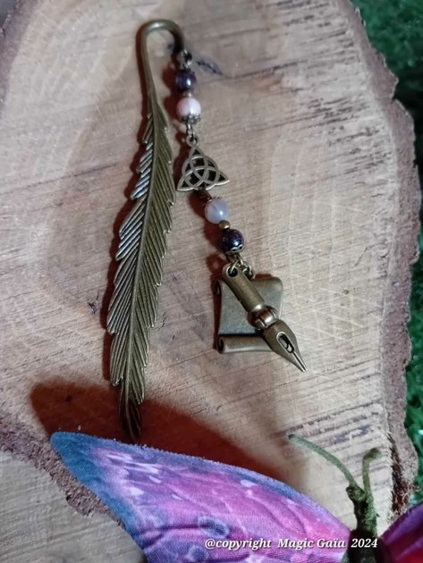 marque-ta-page-scribe-magic-gaia-zoom.jpeg Marque ta page scribe – Image 1