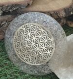 Plateau orgonite cristal de roche fleur de vie laiton – Image 3