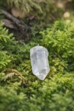 Porte - clés ou bijou de sac cristal de roche